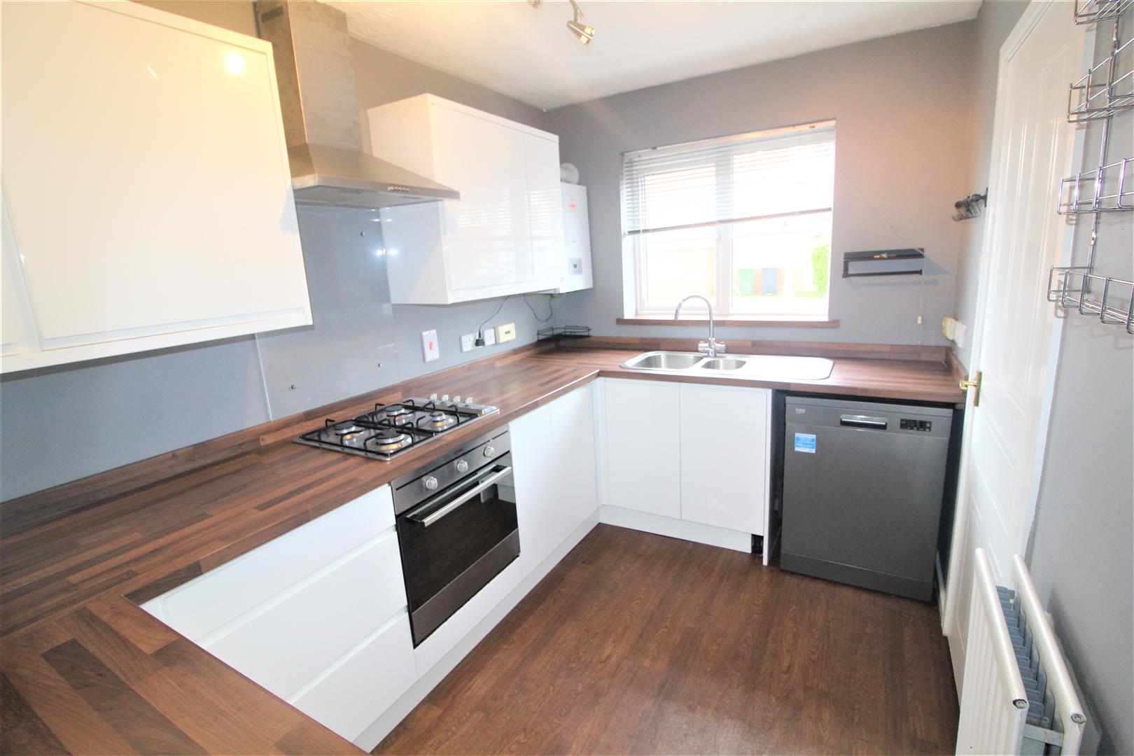 8 Harris Croft, Shrewsbury, SY4 5DU To Let